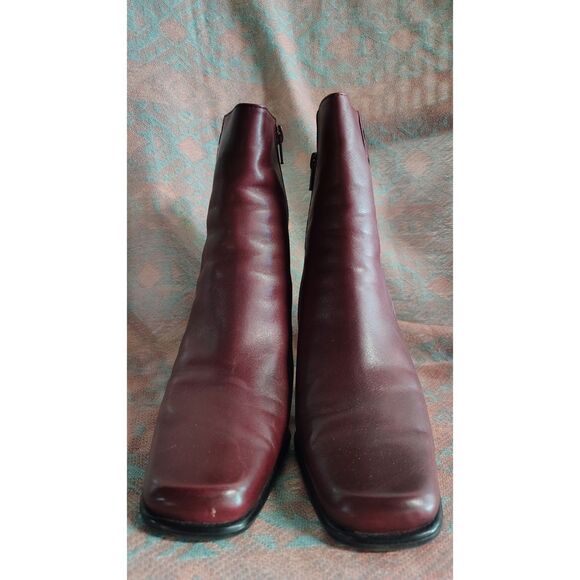 Worthington Women's Burgundy Leather  Heel Boots Size 8.5M‎ - Picture 8 of 8